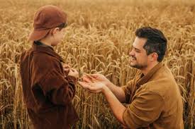 Europa lanza una estrategia para combatir la falta de relevo generacional en el campo